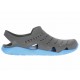 Crocs Sandalia Swiftwater Wave Graphic Sintética Gráfito - Envío Gratuito